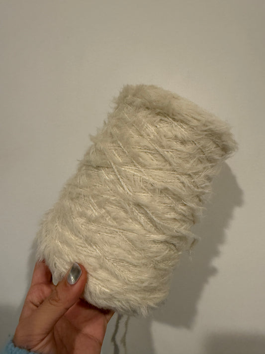 Eyelashes yarn - wool